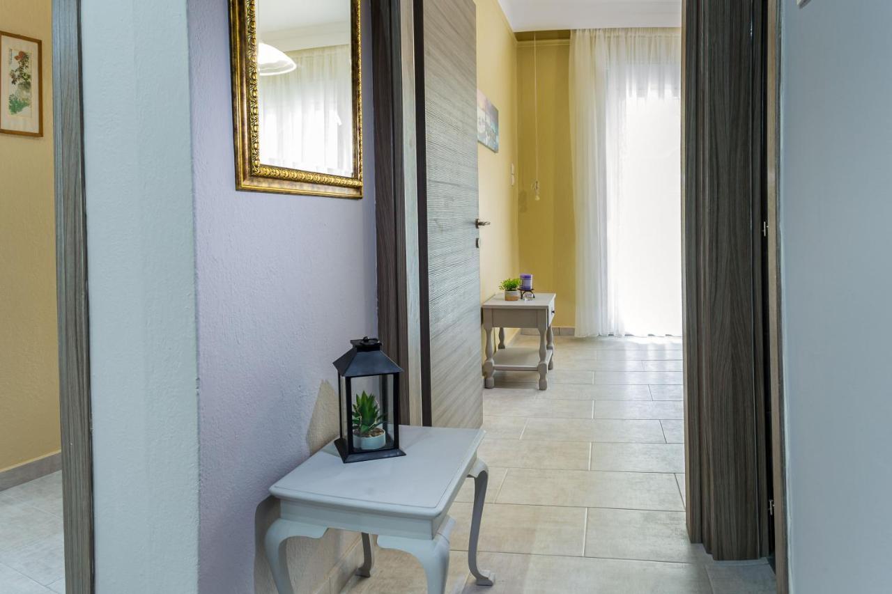 Kate'S Modern 2 Bedroom Apartment In Perea Peraía Eksteriør billede